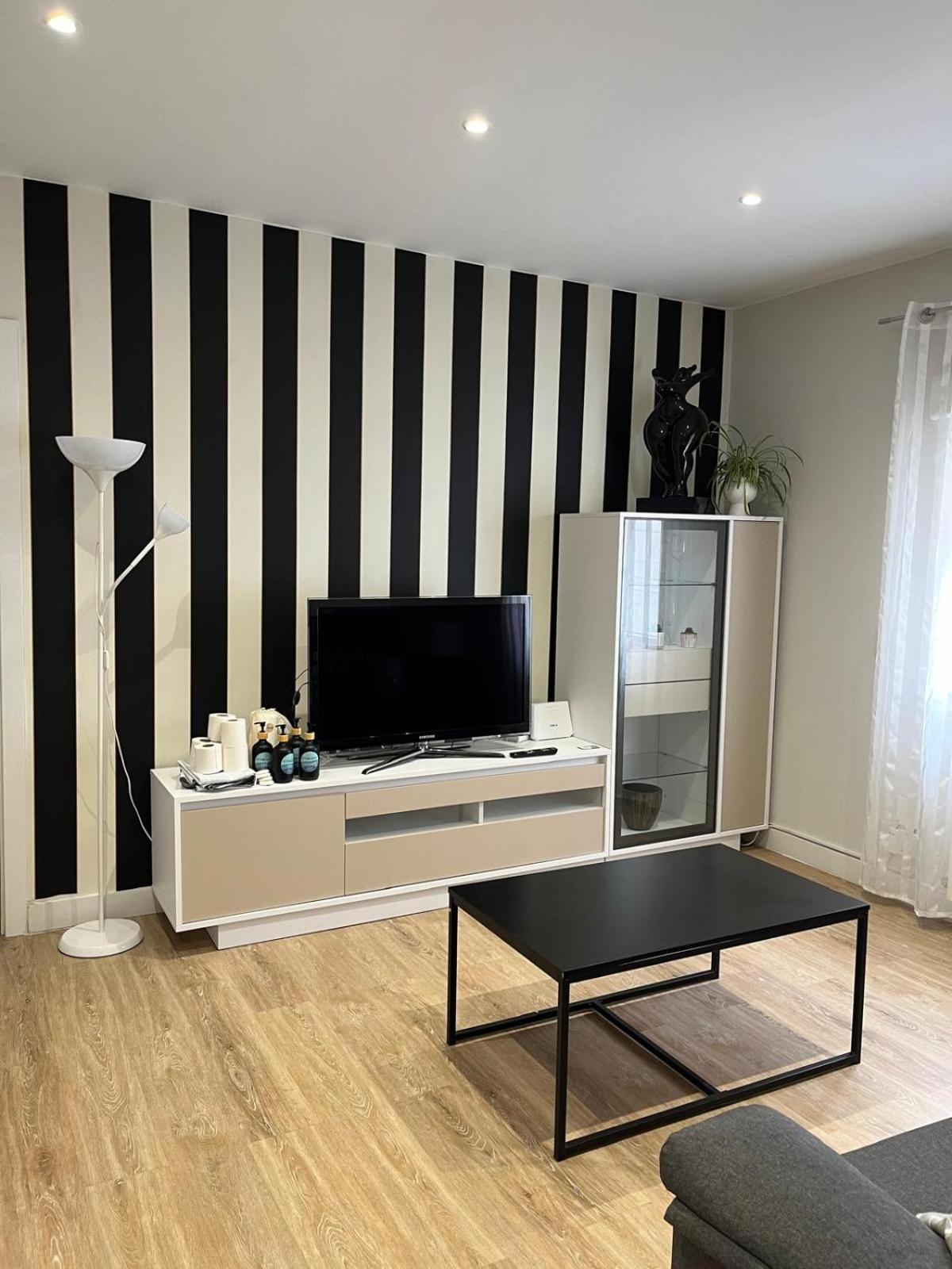 Pisazo En Pleno Centro!! Apartment Сантандер Екстериор снимка